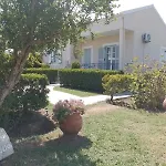 Manolia Apartments